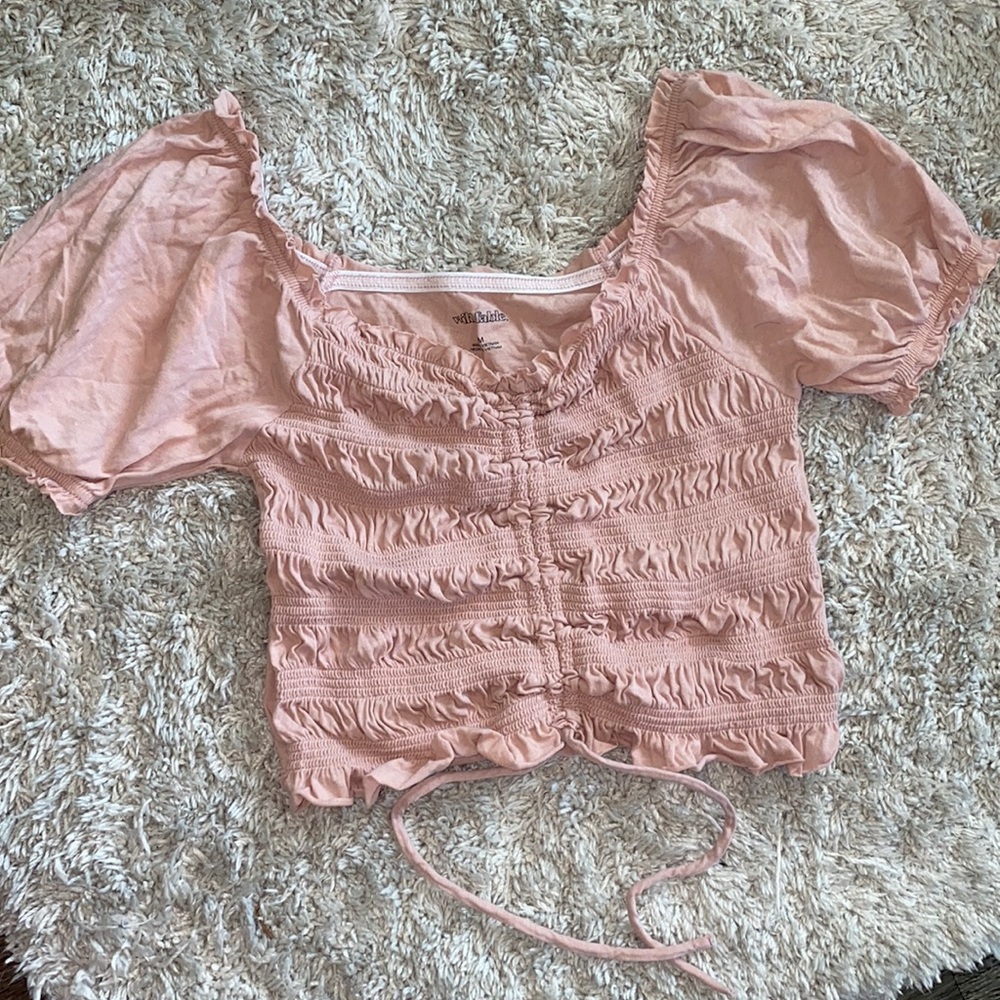 Ruched pink crop top tie